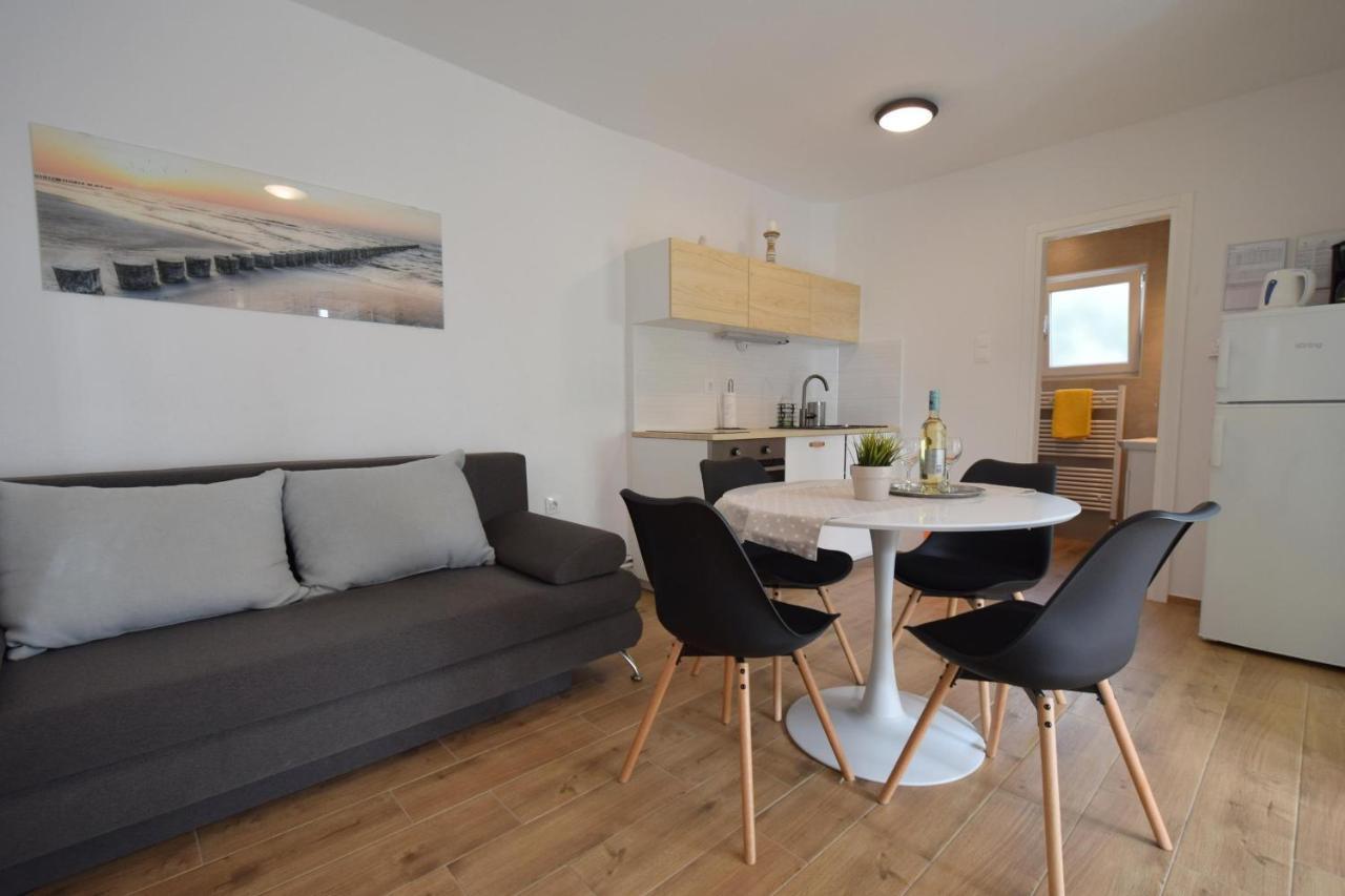 Apartments Julia Čižići 외부 사진