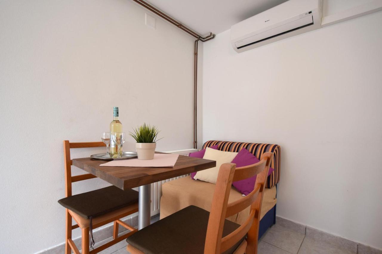 Apartments Julia Čižići 외부 사진