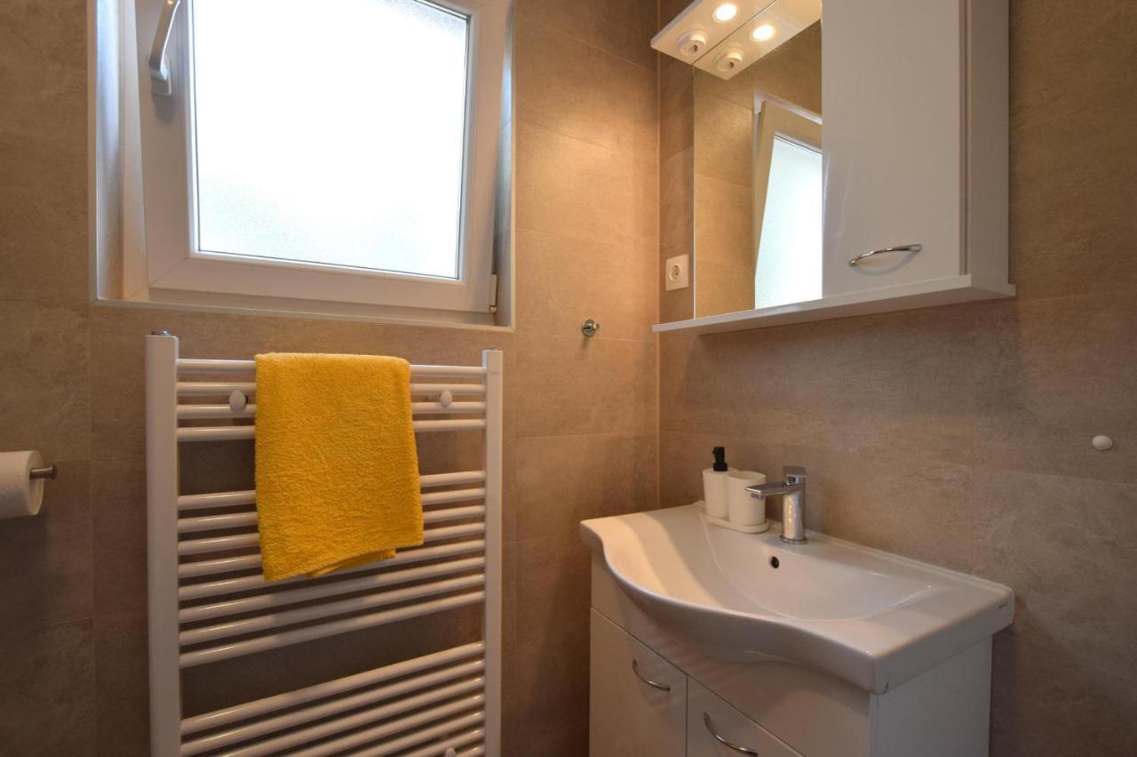 Apartments Julia Čižići 외부 사진